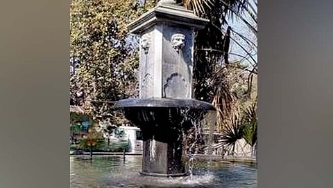 राणीबागेतील १२० वर्षीय ‘प्याऊ’ पर्यटकांचे ठरतेय आकर्षण!