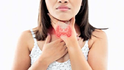 थायरॉईड समस्येकडे दुर्लक्ष करु नका, जाणून घ्या त्याची लक्षणे