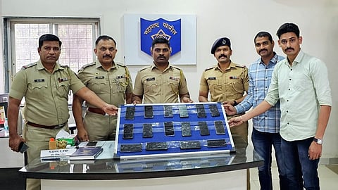 पुणे : हरवलेले 21 मोबाईल पोलिसांनी केले परत