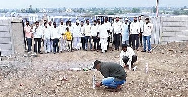 राहुरी : सौर प्रकल्पाची शेतकर्यांना मिळाली उर्जा