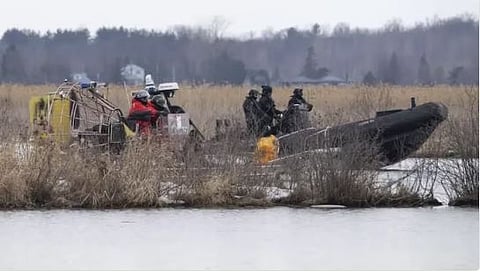 US-Canada border : अमेरिका-कॅनडा सीमेजवळ भारतीय कुटुंबासह ८ जणांचे मृतदेह सापडले