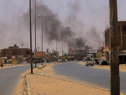 Sudan clashes : सुदानमध्ये हिंसाचाराचा भडका : ‘आरएसएफ’-सैन्यामधील संघर्षात १०० हून अधिक ठार, ११०० जखमी