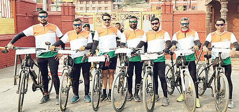सतरा दिवसांत 2023 कि. मी. प्रवास; ‘पुणे ते नेपाळ’ सायकल मोहीम