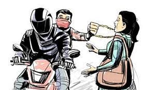 पिंपरी : डॉक्टर महिलेला लुटणार्या दोघांना अटक ; युनिट चारची कारवाई
