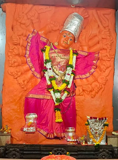 नाशिक : सप्तशृंगी गडावर महिला चोरांची टोळी सक्रिय; कळवण पोलिसांपुढे आव्हान