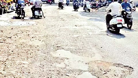 कोल्हापुरात 141 कि.मी. रस्त्याच्या पॅचवर्कसाठी 71 कोटींची मागणी