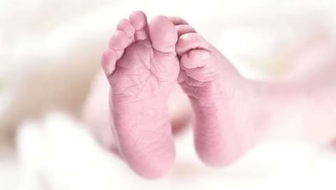 नाशिक : उकळते पाणी अंगावर पडल्याने चिमुकलीचा मृत्यू