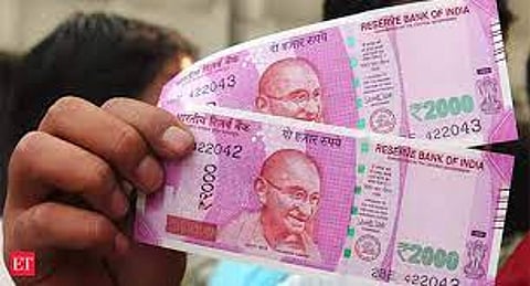 पिंपरी : मॉल, किराणा दुकानांत 2 हजाराच्या नोटा खपविण्यावर भर