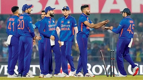 Team India : आशिया कप, वर्ल्डकपसाठी टीम इंडियाचे ‘हे’ 18 खेळाडू निश्चित?