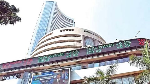 Opening Bell : सेन्सेक्सची ‘गगनभरारी’, सर्वकालीन उच्चांकावर उघडला