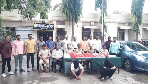 धुळे : चहातून गुगीचे औषध देऊन ६४ लाखांचे दागिने पळवणाऱ्या टोळीच्या मुसक्या आवळल्या