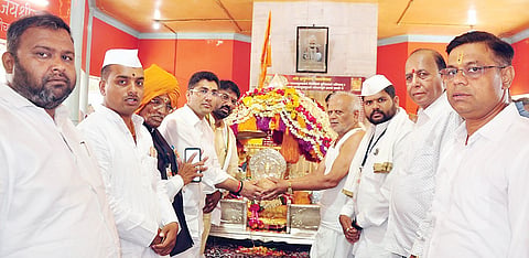 Ashadhi wari : विठुरायाच्या गजरात शहरातील वारकरी तल्लीन