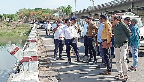निरा : जिल्हाधिकार्यांनी एनएचआयच्या अधिकार्यांना सुनावले खडेबोल