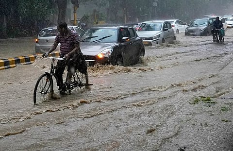 उ. भारतावर संकटाचे ‘ढग’ : मुसळधार पावसाने आतापर्यंत घेतले ७६ बळी
