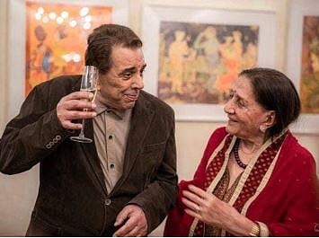 dharmendra with wife