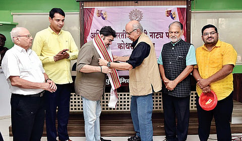 मराठी नाटकांची प्रतिष्ठा वाढविण्याचे आव्हान; प्रशांत दामले यांचे मत