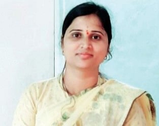 प्रतिकूल परिस्थितीवर मात करत अश्विनी बनली पोलिस उपनिरीक्षक