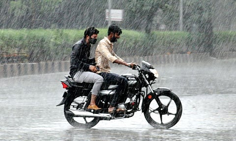 पुण्यात सलग चौथ्या दिवशी पाऊस; दिवसभर रिमझिम