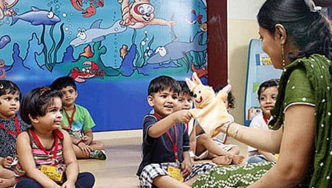 Day Care Centre : राज्यात लवकरच पाळणाघर धोरण