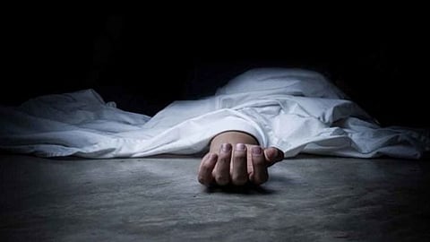 भरदिवसा गोळीबारात 19 वर्षीय तरुणीची हत्या