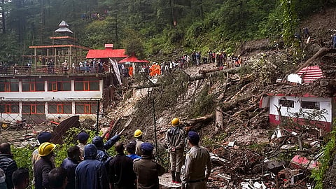Himachal Heavy Rain : हिमाचलमध्ये मुसळधार पावसाचा कहर! 51 जणांचा मृत्यू, 751 मार्ग बंद