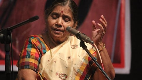 भारतीय संगीत क्षेत्रावर शोककळा! शास्त्रीय गायिका मालिनी राजूरकर यांचे निधन