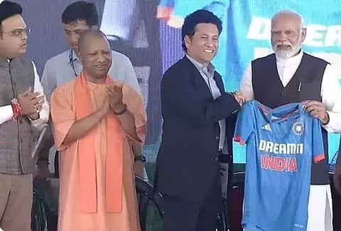 Varanasi Stadium : वाराणसीत PM मोदींच्या हस्ते आंतरराष्ट्रीय स्टेडियमची पायाभरणी; सचिनस तेंडुलकरची खास उपस्थिती