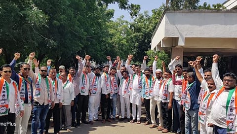 धुळे : वैद्यकीय महाविद्यालयाच्या कारभाराविरोधात राष्ट्रवादीचे आंदोलन