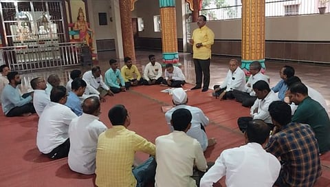 ओबीसी आरक्षणासंदर्भातील महामेळाव्यासाठी पिंपळनेरात बैठक
