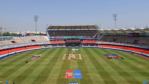 NED vs PAK : रिझावन-शकिलच्या खेळीन पाकिस्तानला तारलं; नेदरलॅन्ड्सला २८७ धावांचे आव्हान