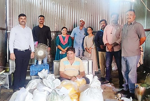पुणेकरांनो सावधान! शहरात भेसळयुक्त तूपविक्री जोमात; 700 किलो तूप जप्त