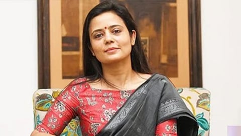महुआ मोईत्रांचे वर्तन