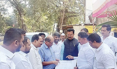 खडकवासला मेट्रो मार्गासाठी पाहणी : आमदारांची अधिकार्यांशी चर्चा
