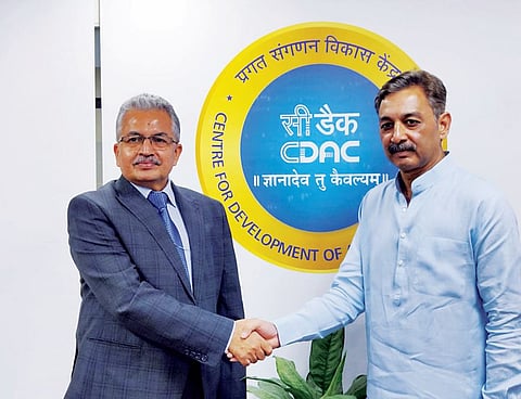 घरबसल्या रायगडावर फिरण्याचा फिल; किल्ला होणार डिजिटल