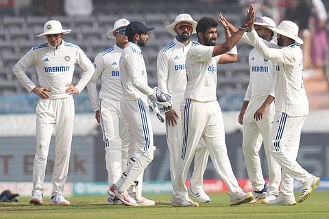 INDvsENG Test Day 4 : इंग्लंड विजयापासून 3 विकेट दूर, श्रेयस बाद 13 धावांवर बाद