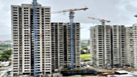 नागरीकरण : आव्हान बेकायदा बांधकामांचे