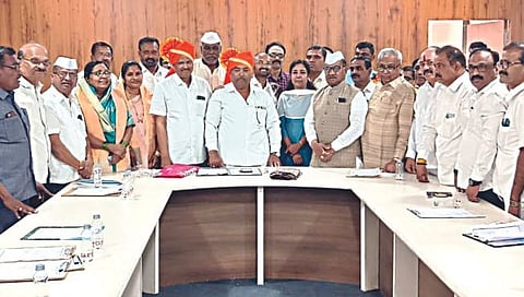 Nashik News : कांदा बटाटा उत्पादक संघ अध्यक्षपदी घुगे, उपाध्यक्षपदी भुजाडे