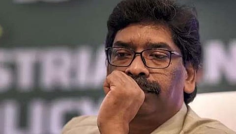 ईडी छाप्यानंतर मुख्यमंत्री हेमंत सोरेन नॉट रिचेबल