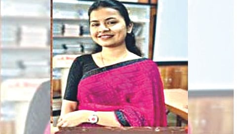 Nashik Crime | घंटागाडीखाली सापडून प्राध्यापिकेचा मृत्यू
