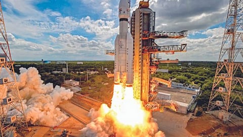 Gaganyaan Mission : मानवाला अंतराळात घेऊन जाणार्या इंजिनची चाचणी यशस्वी