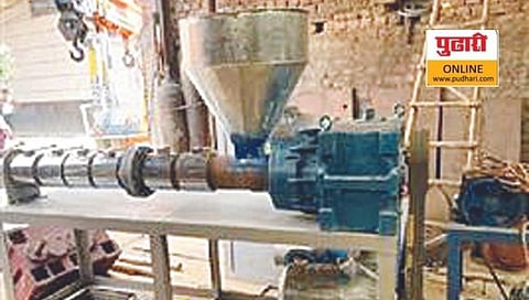 नाशिक : बापरे!… कारखान्यातच सापडले ग्रामपंचायतीचे सरपंचांनी सही केलेले कोरे लेटरहेड