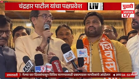 डबल महाराष्ट्र केसरी पै. चंद्रहार पाटलांनी बांधले शिवबंधन : ठाकरे गटात प्रवेश