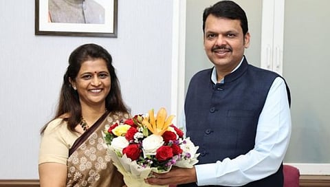 Archana Patil Chakurkar meet to Devendra Fadnavis