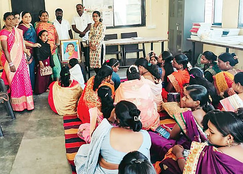 एक ठराव असाही : मुलीचा विवाह पदवीधर झाल्यानंतरच