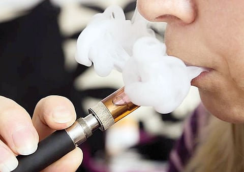 No Smoking Day Special : ई-सिगारेटही आरोग्याला घातकच!