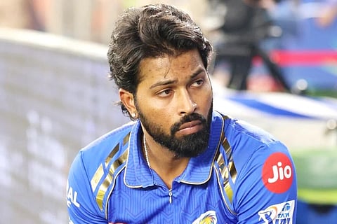 Hardik Pandya : हार्दिक पंड्याला भावानेच लावला चूना! कोट्यवधींची केली फसवणूक, गुन्हा दाखल