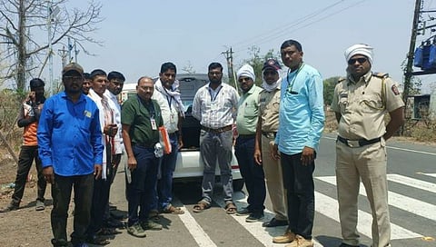 वाशिम: पन्हाळा खू. येथे स्थिर सर्वक्षण पथकाकडून ३ लाख जप्त
