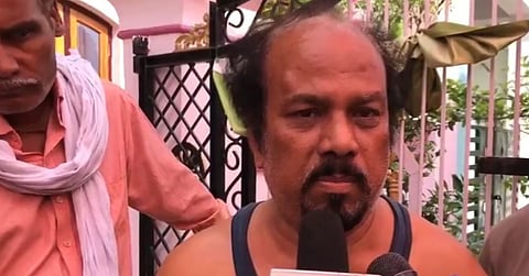 पुणे येथील अपघातात मृत्यू झालेल्या अश्विनीचे वडील सुरेश कोष्टा.