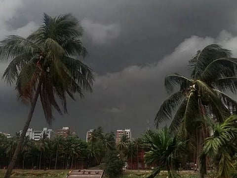 काळजी घ्या! राज्यात विजांच्या कडकडाटासह अवकाळी पावसाची हजेरी; ‘या’ भागात ‘यलो अलर्ट’ जारी