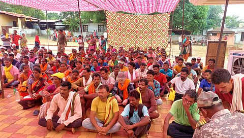 बालेकिल्ल्यातच नक्षल्यांना हादरा: 7 गावांतील नागरिकांनी केली नक्षल्यांना गावबंदी